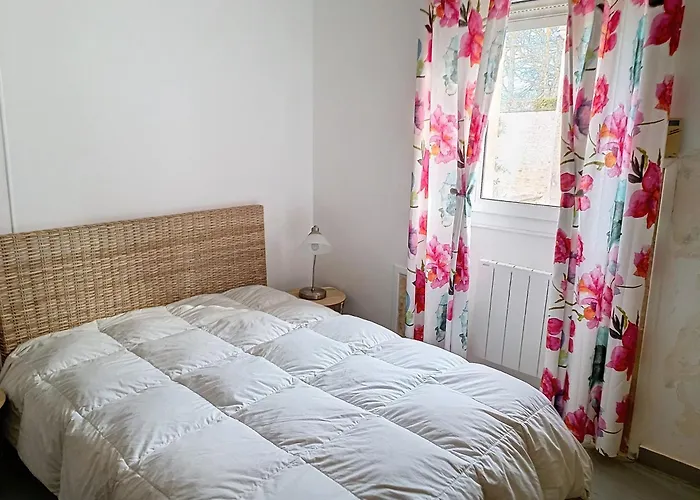 別荘 Charmante Villa En Pierre A 600M De La Plage - Fr-1-746-20 *