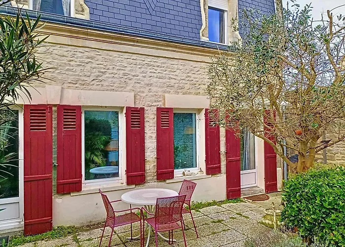 別荘 Charmante Villa En Pierre A 600M De La Plage - Fr-1-746-20